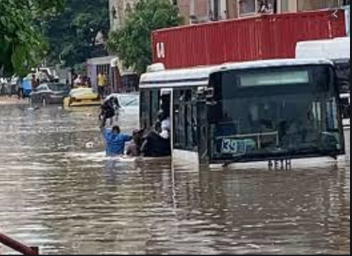 Stratégie nationale de protection civile : Le Chef de l’Etat insiste sur les risques de catastrophes Stratégie nationale de protection civile : Le Chef de l’Etat insiste sur les risques de catastrophes