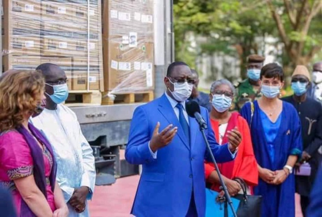 Initiative Covax : Macky Sall a réceptionné le premier lot de vaccins