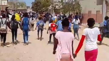 Direct: A Guédiawaye, les élèves manifestent pour la libération d’Oumane Sonko