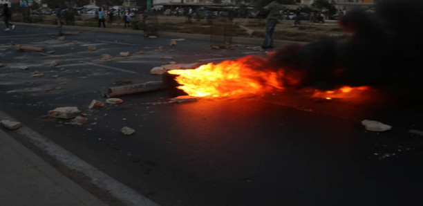 Manifestations à travers le Sénégal : Kaolack a aussi reçu sa « dose » Manifestations à travers le Sénégal : Kaolack a aussi reçu sa « dose »