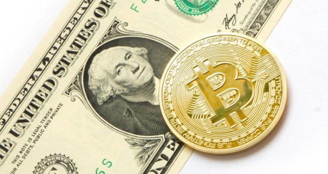 «Il va aller jusqu'à la Lune, jusqu’à Mars»: le bitcoin pourrait-il s’envoler pour atteindre le million de dollars?