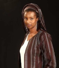 Nafissatou Dia Diouf, écrivain-chroniqueuse de renom Nafissatou Dia Diouf, écrivain-chroniqueuse de renom
