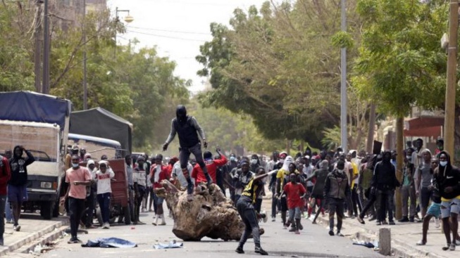 Sonko demande l’indemnisation des familles des victimes et des blessés