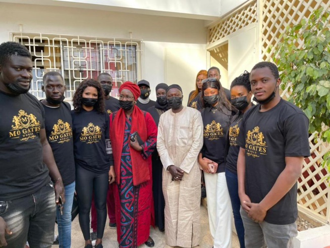 Mohamet Diallo Mo Gates et son Mouvement Libérez le Sénégal (MLS) au secours des blessés avec une enveloppe de 200 000 F par blessé. Mohamet Diallo Mo Gates et son Mouvement Libérez le Sénégal (MLS) au secours des blessés avec une enveloppe de 200 000 F par blessé.