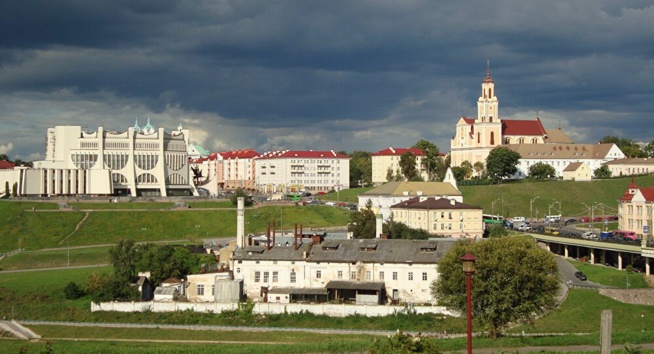 La Biélorussie expulse un autre diplomate polonais La Biélorussie expulse un autre diplomate polonais