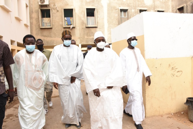 Mbour: Disparition de Sokhna Astou Bolly, épouse de feu Thierno Mansour Barro: Le Ministre Oumar GUEYE a présenté les condoléances du Président de la République.