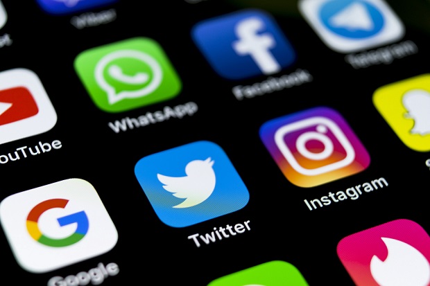 Insanités sur les réseaux sociaux : Hashtag Senegaal s’insurge contre les «dérapages et injures publiques» Insanités sur les réseaux sociaux : Hashtag Senegaal s’insurge contre les «dérapages et injures publiques»