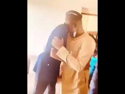 Emouvant – La dernière vidéo du capitaine Oumar Touré avant son départ à la taule .Regardez