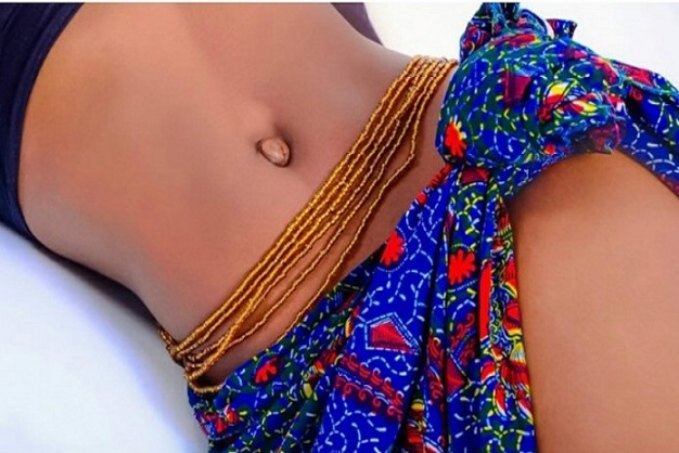 Awa croyait avoir affaire à l'ex-international Souleymane Camara : elle envoie ses images obscènes à Malick Sambe Awa croyait avoir affaire à l'ex-international Souleymane Camara : elle envoie ses images obscènes à Malick Sambe