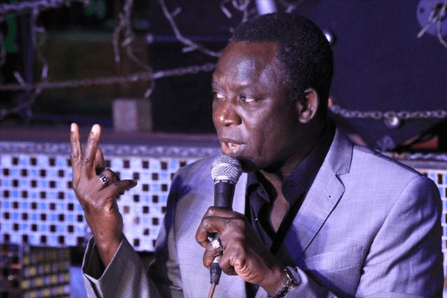 Décès Thione Seck : la presse française rend hommage à Ballago Décès Thione Seck : la presse française rend hommage à Ballago