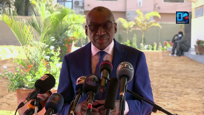 Révélation de Sidiki Kaba : Khadim Ba a financé la rénovation et l’équipement de « Keur jambar Yi » Révélation de Sidiki Kaba : Khadim Ba a financé la rénovation et l’équipement de « Keur jambar Yi »