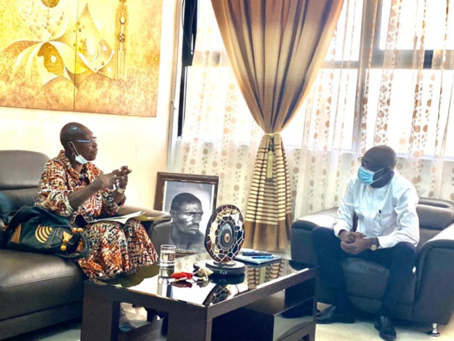 Le ministre de la Culture, Abdoulaye Diop, a reçu en audience Germaine ACOGNY ce mardi Le ministre de la Culture, Abdoulaye Diop, a reçu en audience Germaine ACOGNY ce mardi