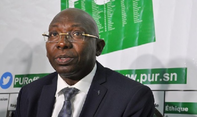 Le sort du professeur Issa Sall sur la table de Moustapha Niasse Le sort du professeur Issa Sall sur la table de Moustapha Niasse