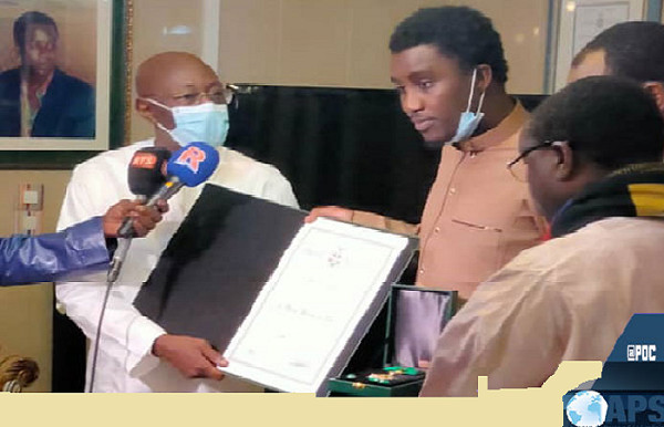 Culture : Abdoulaye Diop a présenté les condoléances du gouvernement à la famille de Thione Seck Culture : Abdoulaye Diop a présenté les condoléances du gouvernement à la famille de Thione Seck