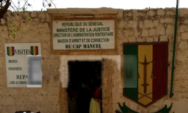 Prison Cap Manuel : La directrice virée Prison Cap Manuel : La directrice virée