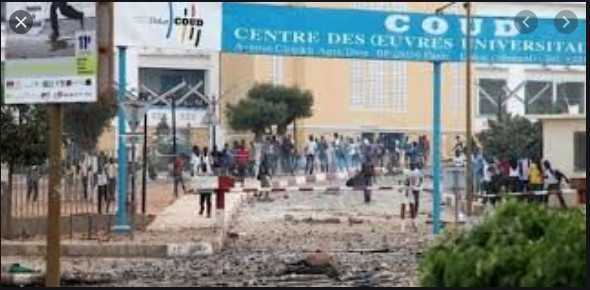 Grève à l'Ensept: Les étudiants de l’Ensept décrètent 72 heures de grève Grève à l'Ensept: Les étudiants de l’Ensept décrètent 72 heures de grève