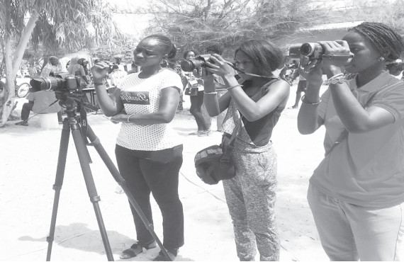 Saint-Louis/Place de la femme dans le milieu de l’audiovisuel au Sénégal : Vers un processus de déconstruction des réalités et croyances Saint-Louis/Place de la femme dans le milieu de l’audiovisuel au Sénégal : Vers un processus de déconstruction des réalités et croyances