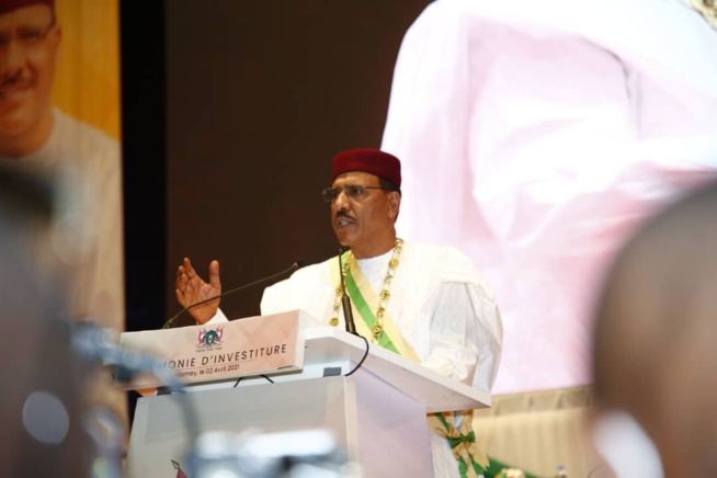 DISCOURS D’INVESTITURE DE S.E.M. MOHAMED BAZOUM , PRÉSIDENT DE LA RÉPUBLIQUE DU NIGER DISCOURS D’INVESTITURE DE S.E.M. MOHAMED BAZOUM , PRÉSIDENT DE LA RÉPUBLIQUE DU NIGER