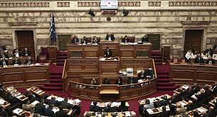 Pour pallier les carences de l’UE, le parlement grec évoque la piste du Spoutnik V