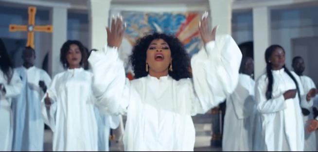 Guigui Sarr feat La Chorale Anne Marie Javouéh Allelujah ( COVER) Guigui Sarr feat La Chorale Anne Marie Javouéh Allelujah ( COVER)