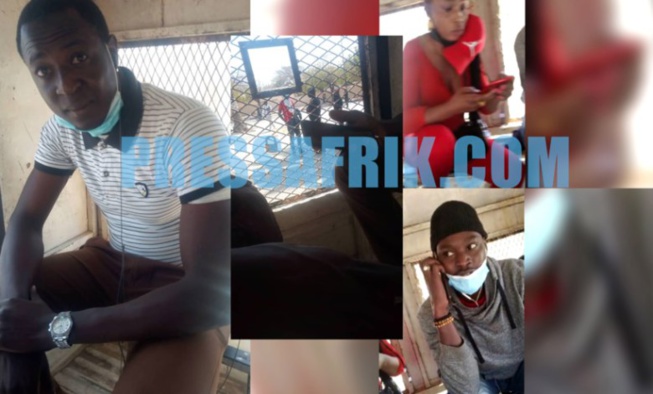 Place de la Nation: des membres du collectif “Fouta Tampi” arrêtés par la police Place de la Nation: des membres du collectif “Fouta Tampi” arrêtés par la police