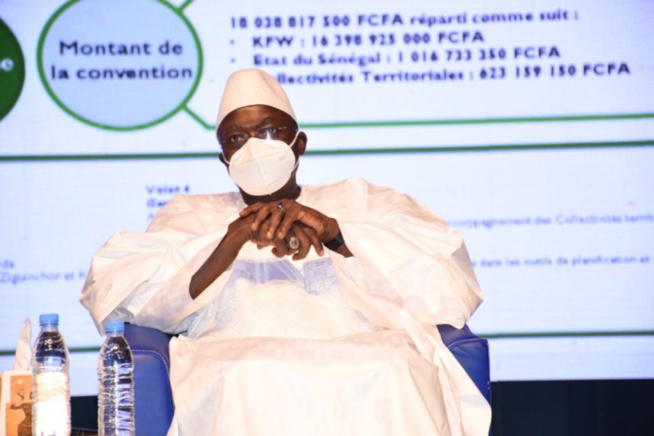 AMS/AG EXTRAORDINAIRE: LES MAIRES SE RETROUVENT POUR PARLER DE POLITIQUES PUBLIQUES ET D’EMPLOI DES JEUNES. AMS/AG EXTRAORDINAIRE: LES MAIRES SE RETROUVENT POUR PARLER DE POLITIQUES PUBLIQUES ET D’EMPLOI DES JEUNES.