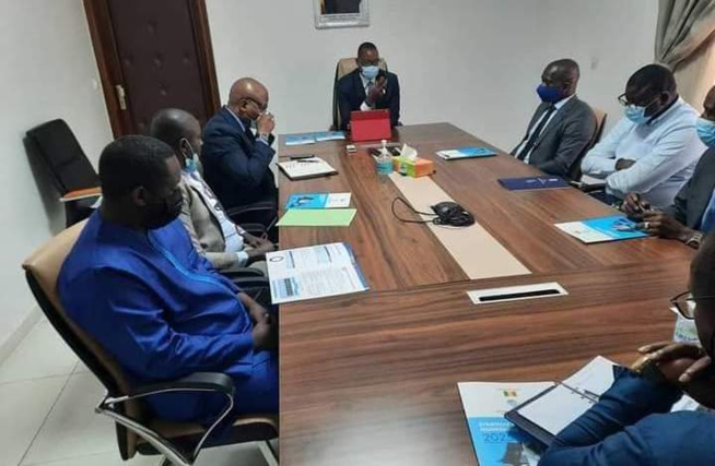 Régulation des réseaux sociaux: Yankhoba Diatara reçoit les professionnels de la Presse Régulation des réseaux sociaux: Yankhoba Diatara reçoit les professionnels de la Presse