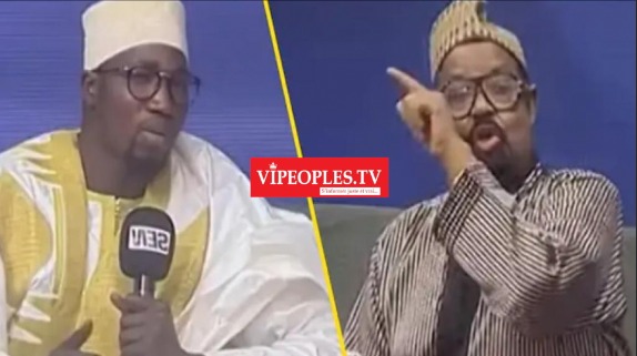Débat houleux entre Ahmed kh. Niasse et Oustaz Mouhamed Mbaye "Tu poses des questions débiles" Débat houleux entre Ahmed kh. Niasse et Oustaz Mouhamed Mbaye "Tu poses des questions débiles"