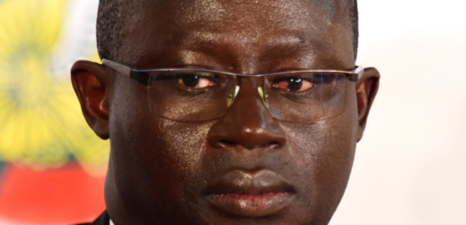 3e et dernier mandat: Quand Me Augustin Senghor est rattrapé par la VAR 3e et dernier mandat: Quand Me Augustin Senghor est rattrapé par la VAR