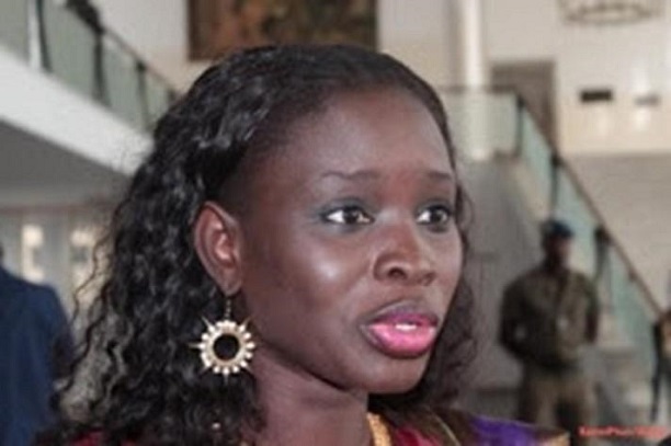 Les retraités très en colère contre Thérèse Faye Diouf: « Elle s’amuse avec ses papas » Les retraités très en colère contre Thérèse Faye Diouf: « Elle s’amuse avec ses papas »