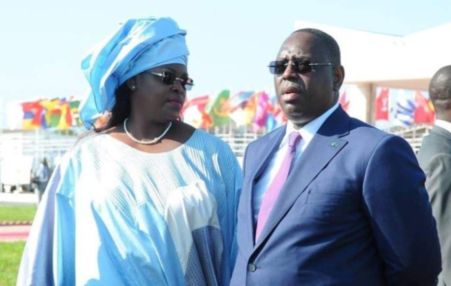 Marième Faye Sall « succède » à Macky Sall: « Elle a tout ce qu’il faut pour diriger le Sénégal », selon Ahmed Khalifa Niasse Marième Faye Sall « succède » à Macky Sall: « Elle a tout ce qu’il faut pour diriger le Sénégal », selon Ahmed Khalifa Niasse
