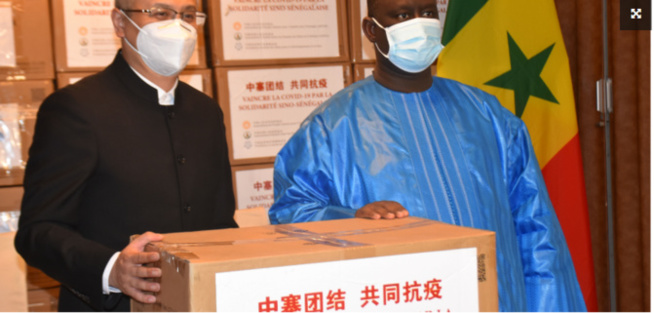 Vaccin anti Covid-19: La Chine va offrir 300.000 nouvelles doses au Sénégal Vaccin anti Covid-19: La Chine va offrir 300.000 nouvelles doses au Sénégal