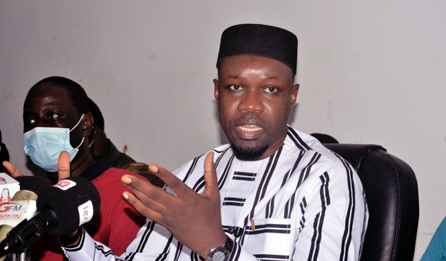 “Le peuple sénégalais ne mérite pas ce président !” (Ousmane Sonko) “Le peuple sénégalais ne mérite pas ce président !” (Ousmane Sonko)