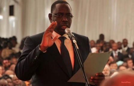 OFFENSE AU CHEF DE L'ÉTAT, UNE CONTREFAÇON AFRICAINE ! OFFENSE AU CHEF DE L'ÉTAT, UNE CONTREFAÇON AFRICAINE !