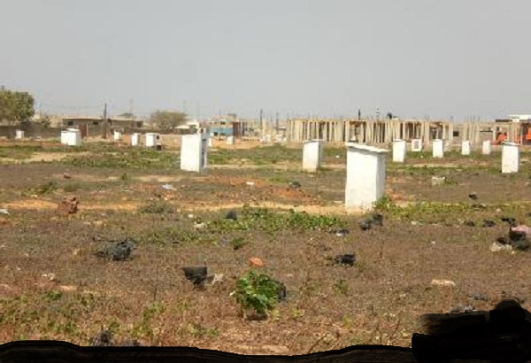 Bradage foncier à Kolda : le maire de Pakour, Diarga Sané, perdu par la version de l’homme d’affaires Mamadou Oumar Sall Bradage foncier à Kolda : le maire de Pakour, Diarga Sané, perdu par la version de l’homme d’affaires Mamadou Oumar Sall