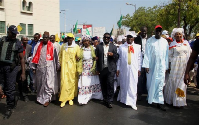 Climat social: Le Chef de l’Etat s’est félicité de l’esprit républicain et constructif des travailleurs Climat social: Le Chef de l’Etat s’est félicité de l’esprit républicain et constructif des travailleurs