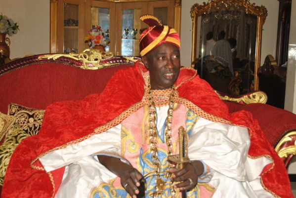Serigne Modou Kara Mbacké au coté de Pape Hibrahima Diagne Bassirou