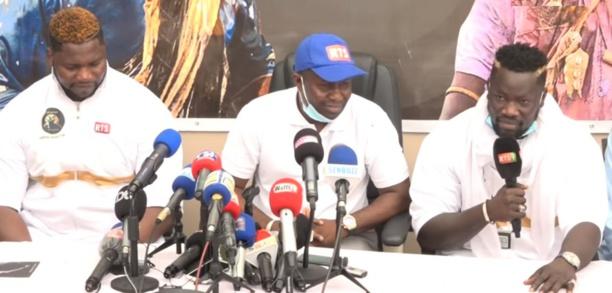 Lutte : Pape Thialis Faye avertit Boy Niang 2 et tacle Gaston Mbengue Lutte : Pape Thialis Faye avertit Boy Niang 2 et tacle Gaston Mbengue