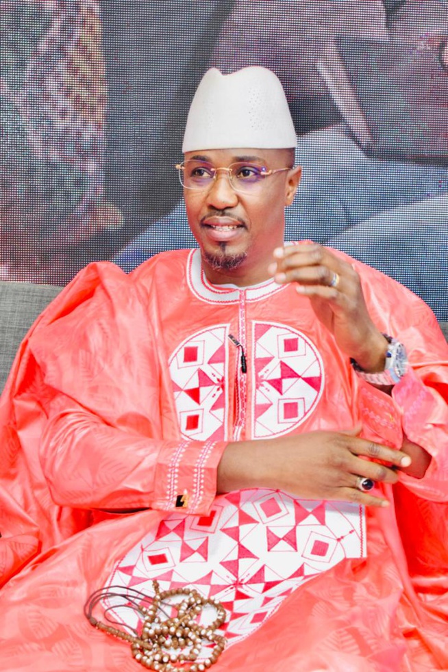 Mode Korité, l'homme de Keur Momar Sarr, Cheikh Sarr l'incontournable de la bande fm ouvre le bal des "NDANANES" Mode Korité, l'homme de Keur Momar Sarr, Cheikh Sarr l'incontournable de la bande fm ouvre le bal des "NDANANES"