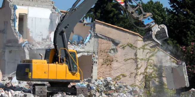 Touba / Pour destruction d’un bâtiment d’autrui: Un fils du milliardaire feu Ndiouga Kébé arrêté Touba / Pour destruction d’un bâtiment d’autrui: Un fils du milliardaire feu Ndiouga Kébé arrêté