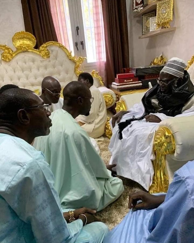 - Ousmane Sonko reçu par le Khalife général des Mourides - Ousmane Sonko reçu par le Khalife général des Mourides