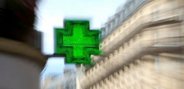 Le gérant de pharmacie se cogne la tête, simule un braquage et emporte… Le gérant de pharmacie se cogne la tête, simule un braquage et emporte…