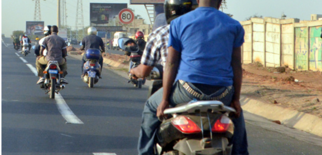 Solution aux embouteillages à Dakar: Les livreurs «Tiak-Tiak» à l’assaut du secteur du transport Solution aux embouteillages à Dakar: Les livreurs «Tiak-Tiak» à l’assaut du secteur du transport