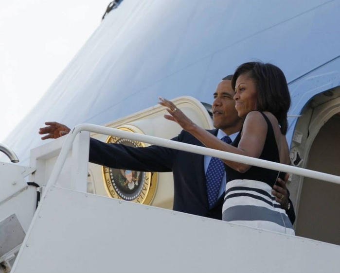 Les images du Président Barack Obama et sa famille en train d'embarqués à bord d'Air Force One direction Sénégal