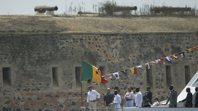 [PHOTOS] Les Obama à Gorée, un moment fort
