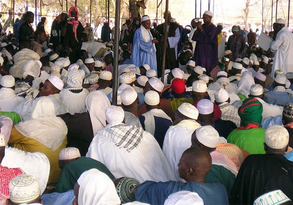 Retraite spirituelle: Des milliers de fidèles à l'ouverture du 80e Dakka de Médina Gounass Retraite spirituelle: Des milliers de fidèles à l'ouverture du 80e Dakka de Médina Gounass