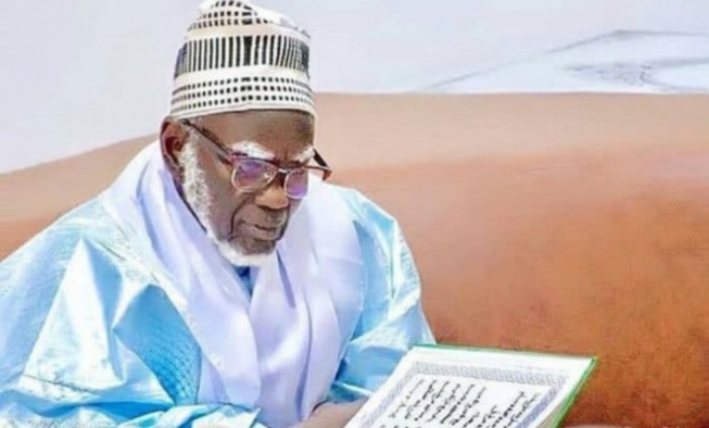 Dernière minute: Le Khalifa Général des Mourides présentement à Dakar pour… Dernière minute: Le Khalifa Général des Mourides présentement à Dakar pour…