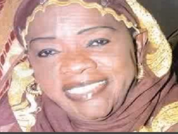 La grande cantatrice Madiodio Gningue repose désormais à Touba La grande cantatrice Madiodio Gningue repose désormais à Touba