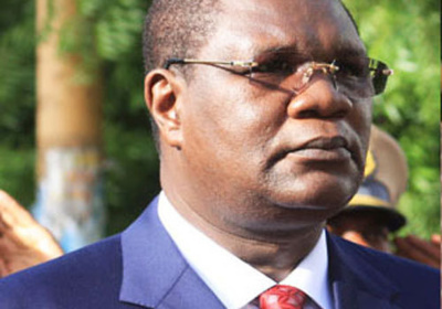 Ousmane Ngom dans de beaux draps : La Dic désigne un expert pour évaluer ses biens Ousmane Ngom dans de beaux draps : La Dic désigne un expert pour évaluer ses biens
