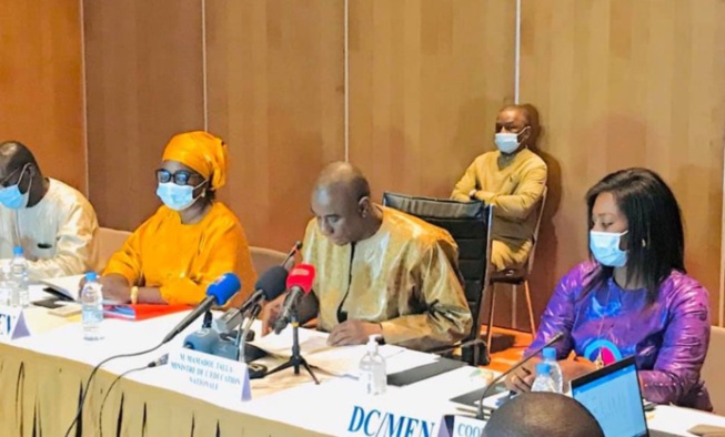 Le ministre de l’Education réaménage le calendrier des examens de CFEE, BFEM et BAC Le ministre de l’Education réaménage le calendrier des examens de CFEE, BFEM et BAC